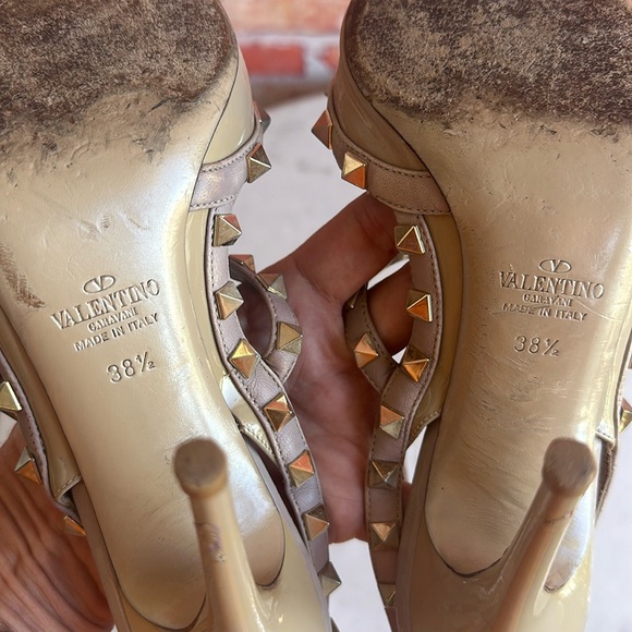 Valentino Rockstud Caged 100 patent pump, Authentic! - Picture 5 of 13